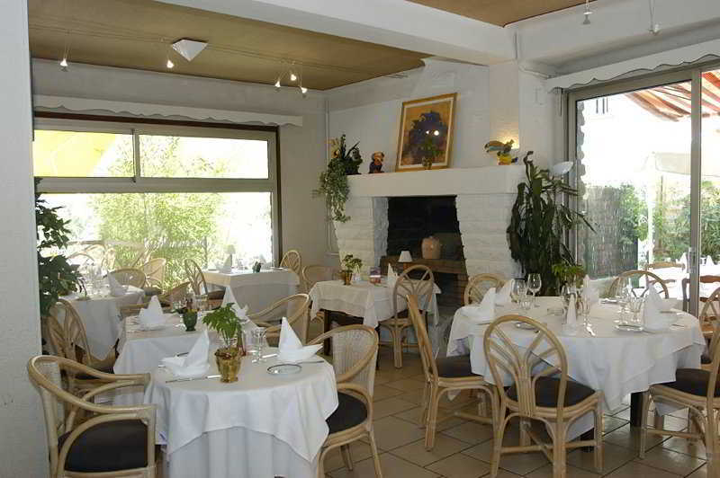 Hotel The Originals Perpignan Sud Le Grillon D'Or لو بولو المظهر الخارجي الصورة