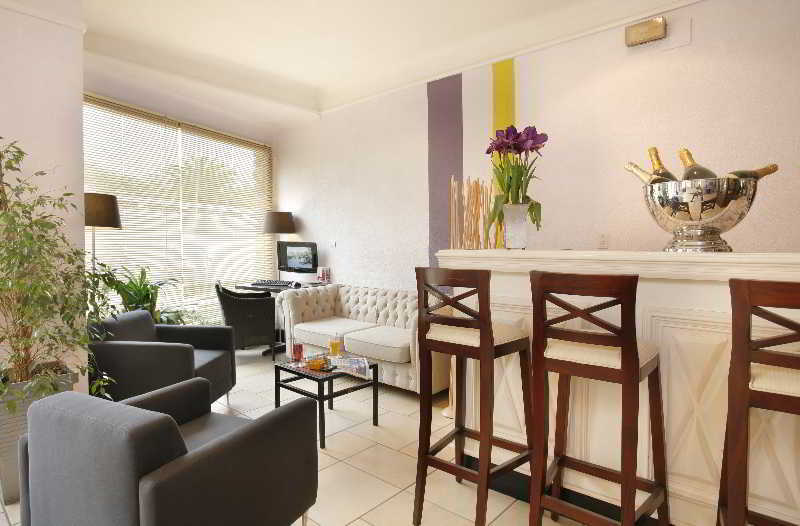 Hotel The Originals Perpignan Sud Le Grillon D'Or لو بولو المظهر الخارجي الصورة