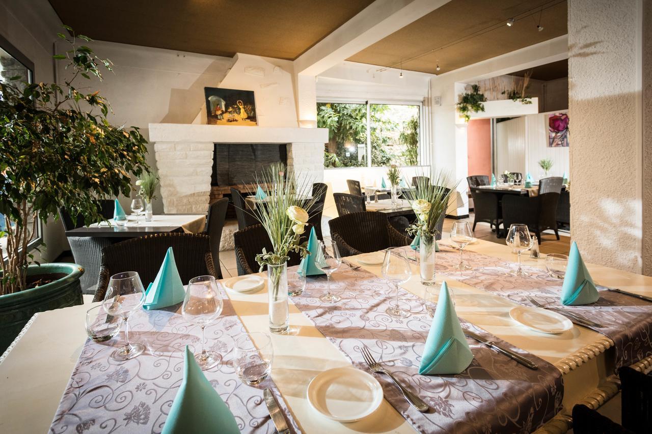 Hotel The Originals Perpignan Sud Le Grillon D'Or لو بولو المظهر الخارجي الصورة