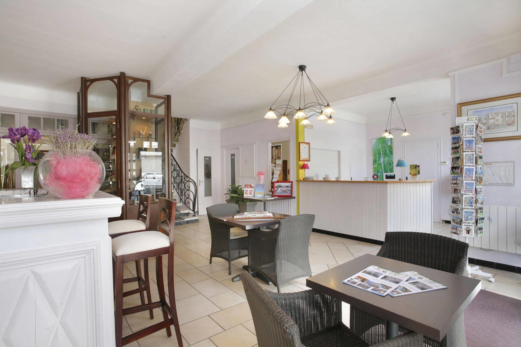Hotel The Originals Perpignan Sud Le Grillon D'Or لو بولو المظهر الخارجي الصورة
